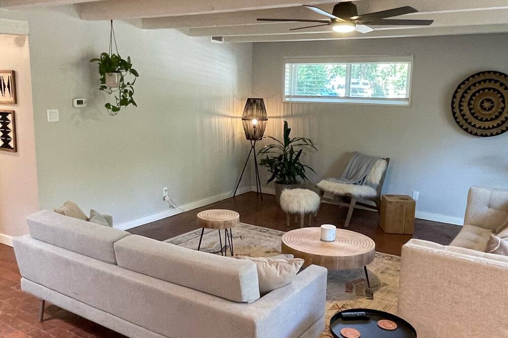 Photo of Livingroom in Corrales