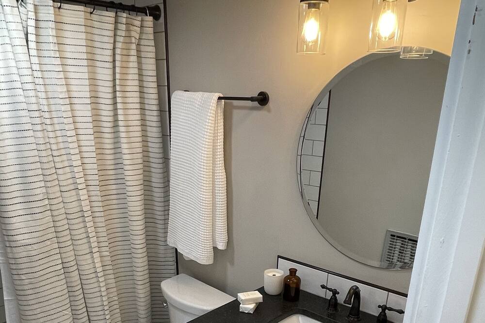 Photo of Bathroom in Corrales