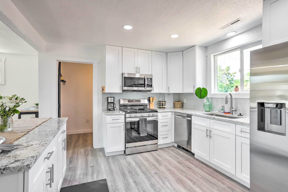 Photo of Kitchen in Dupont