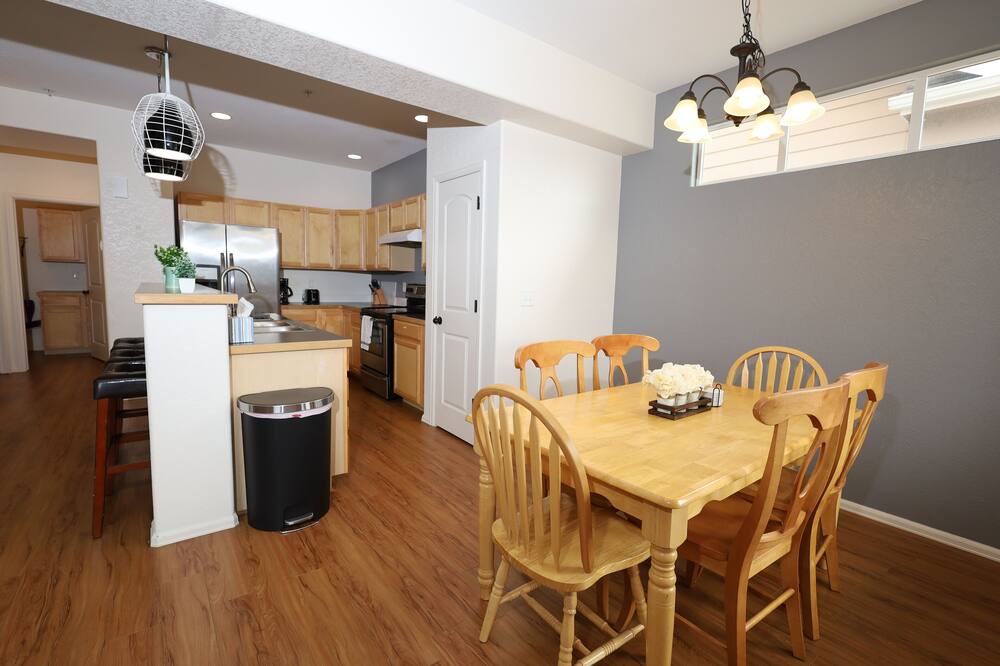 Photo of Livingroom in Fort Collins