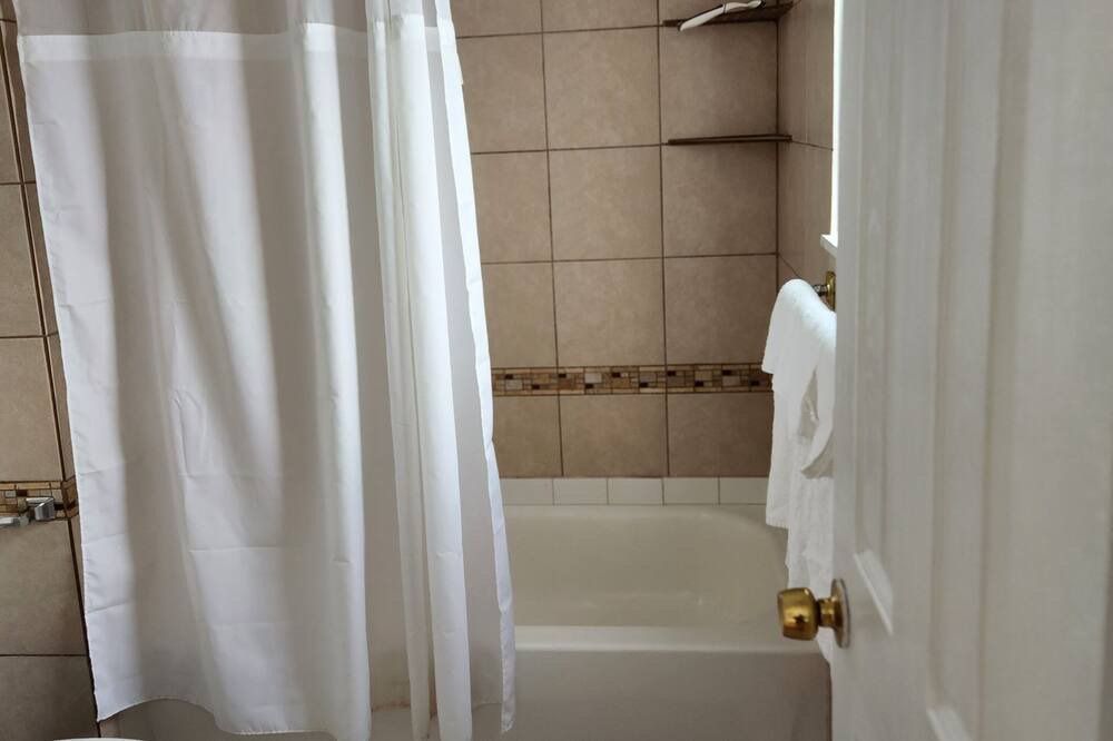 Photo of Bathroom in Northeast Heights