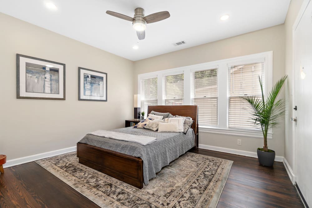 Photo of Bedroom in Hillsboro