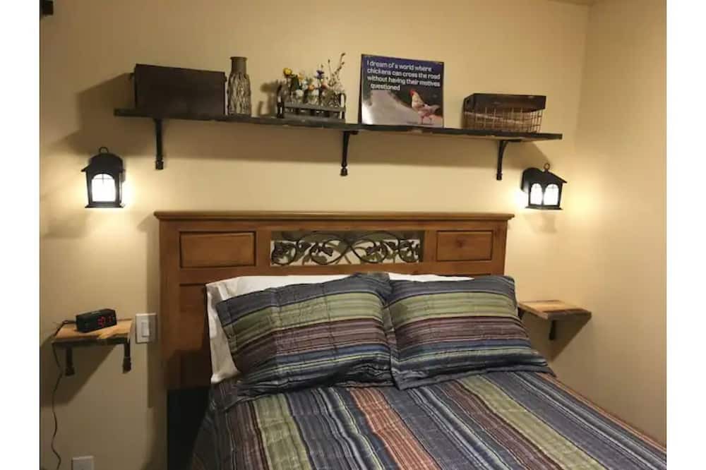 Photo of Bedroom in Evergreen