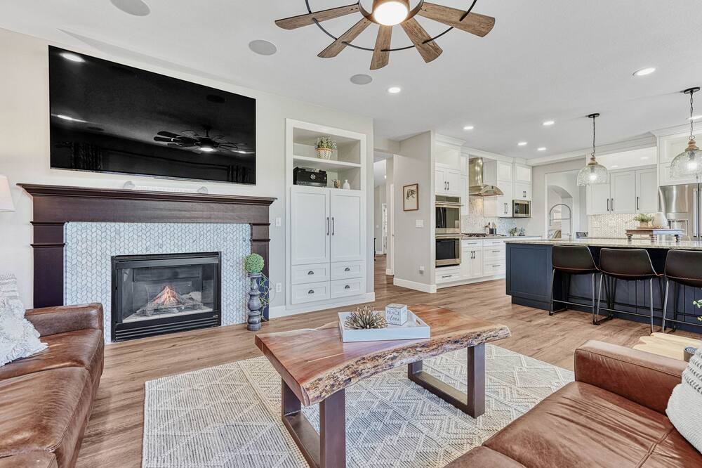 Photo of Livingroom in Parker
