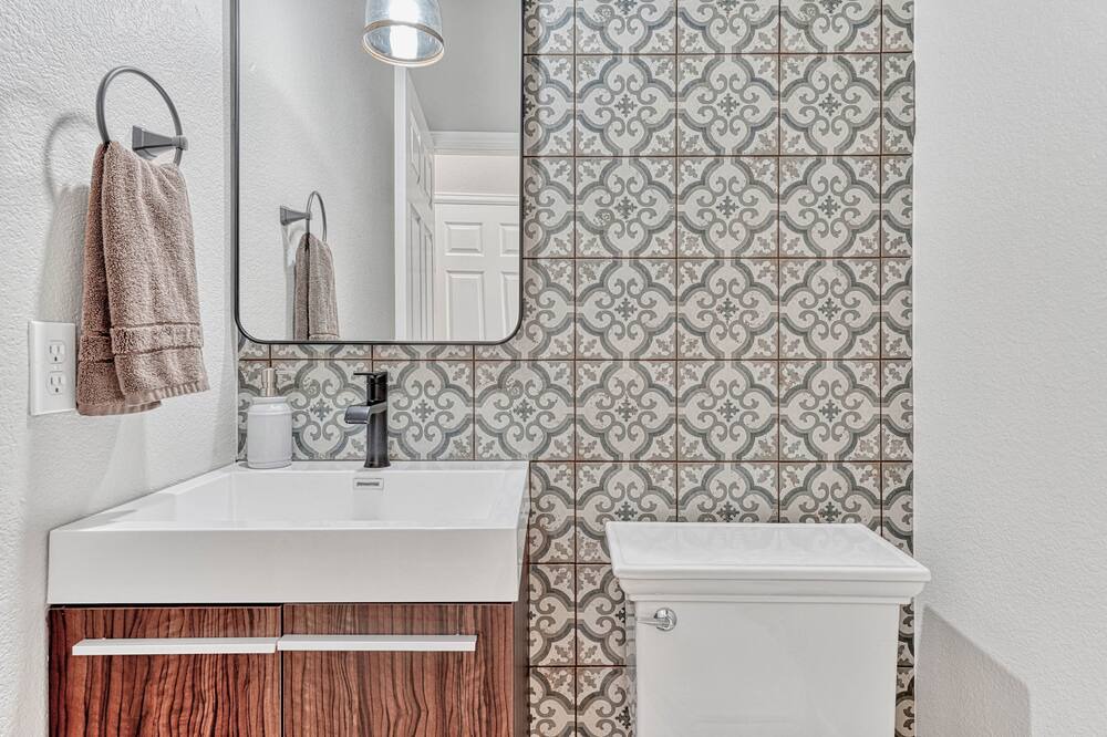 Photo of Bathroom in Parker