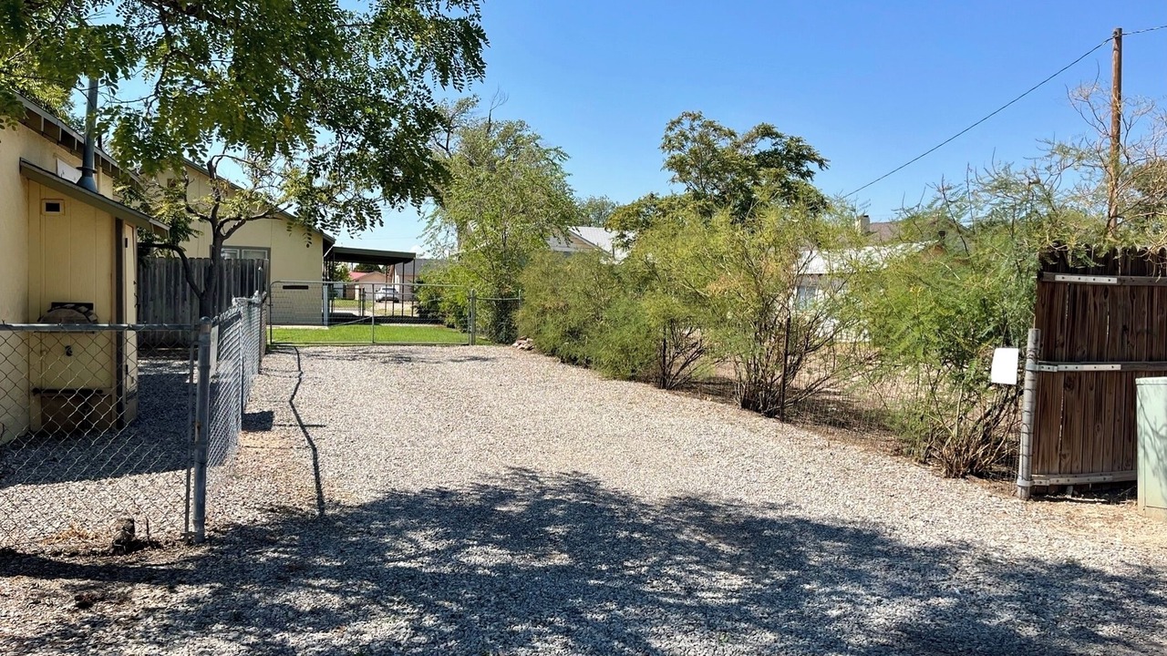 Photo of Outdoor in Roswell