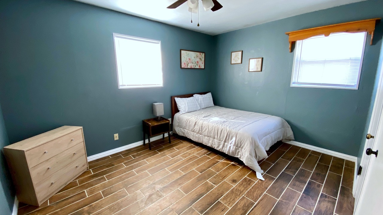 Photo of Bedroom in Borger