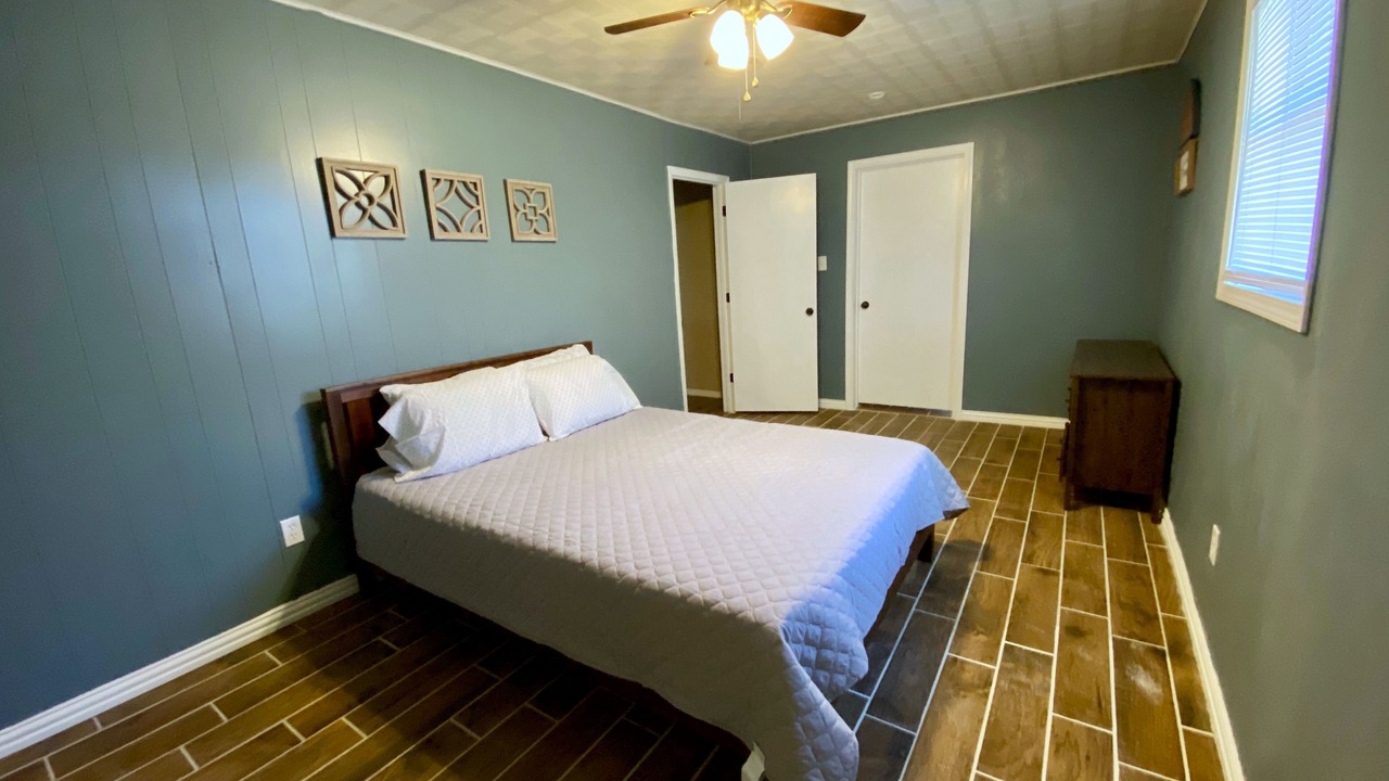 Photo of Bedroom in Borger