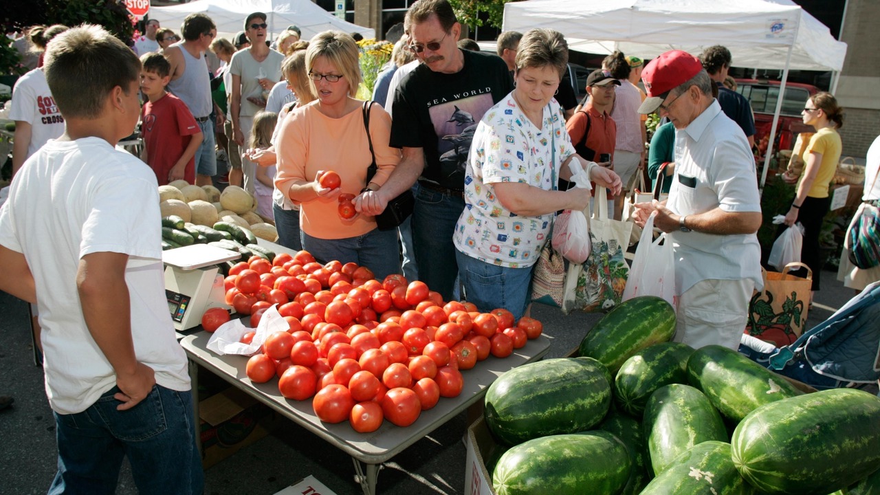Photo of Others in Downtown Lincoln