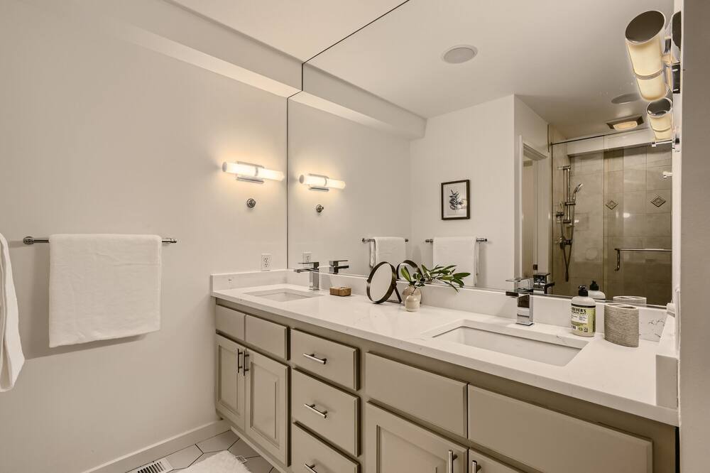 Photo of Bathroom in Eastlake