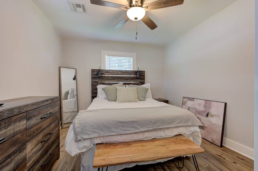 Photo of Bedroom in Blanchard