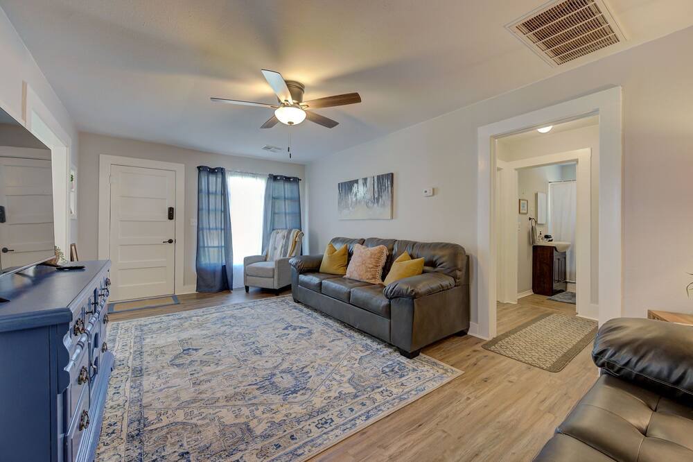 Photo of Livingroom in Blanchard
