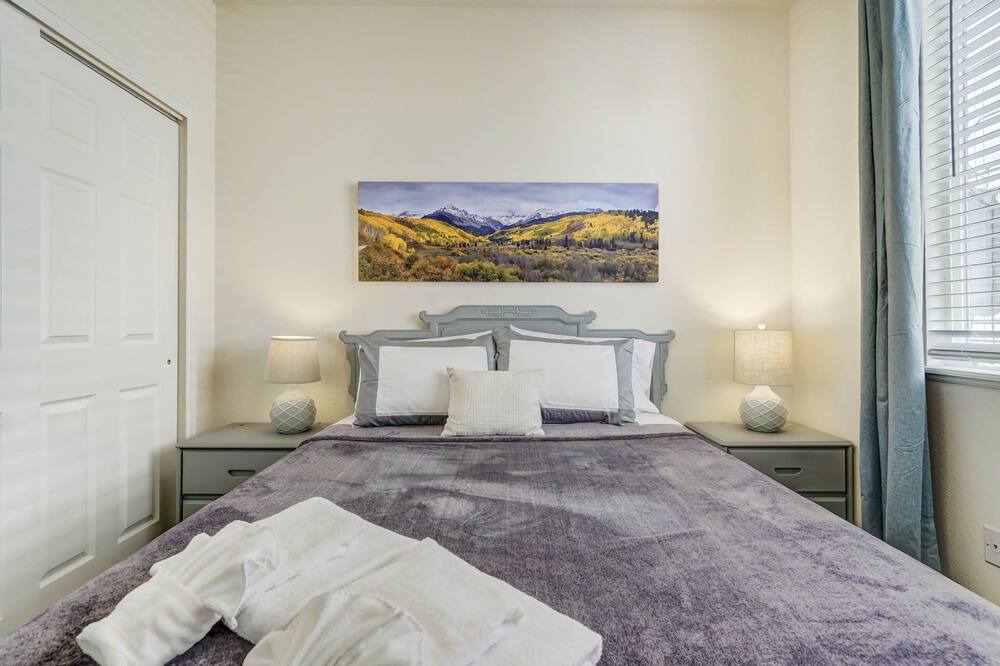 Photo of Bedroom in Fountain