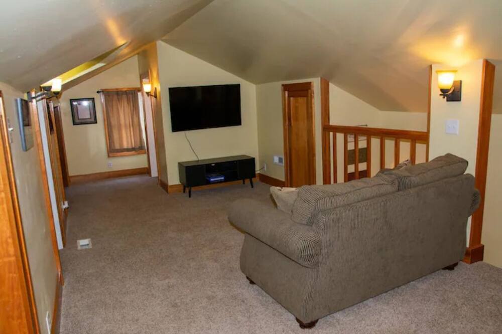 Photo of Livingroom in St. Joseph