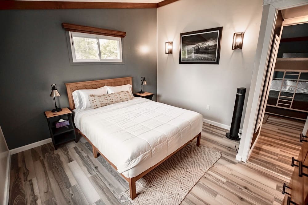Photo of Bedroom in Fostoria