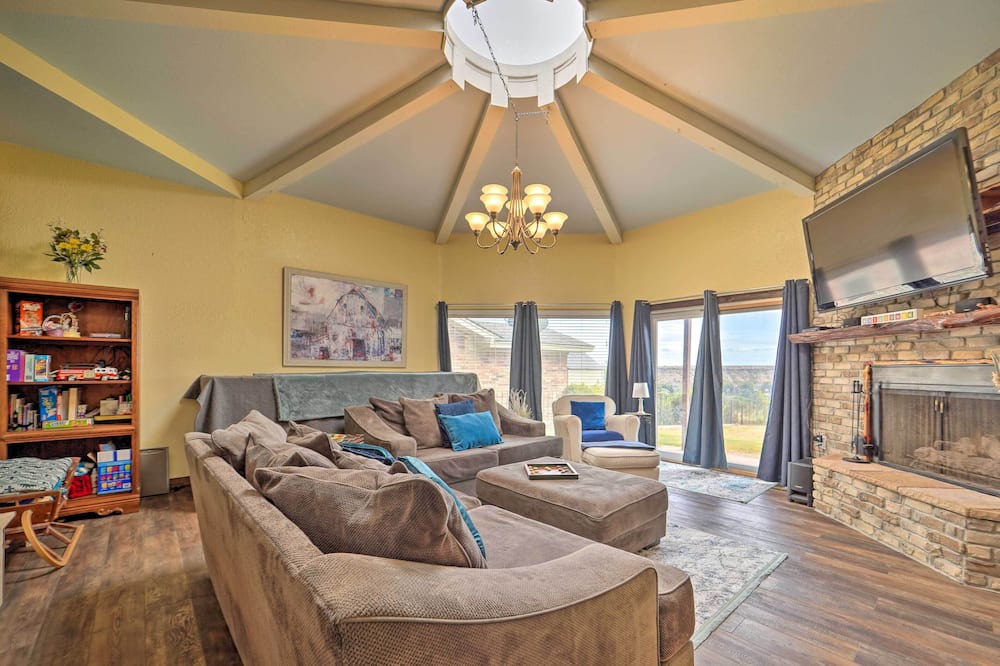 Photo of Bedroom in Ransom Canyon