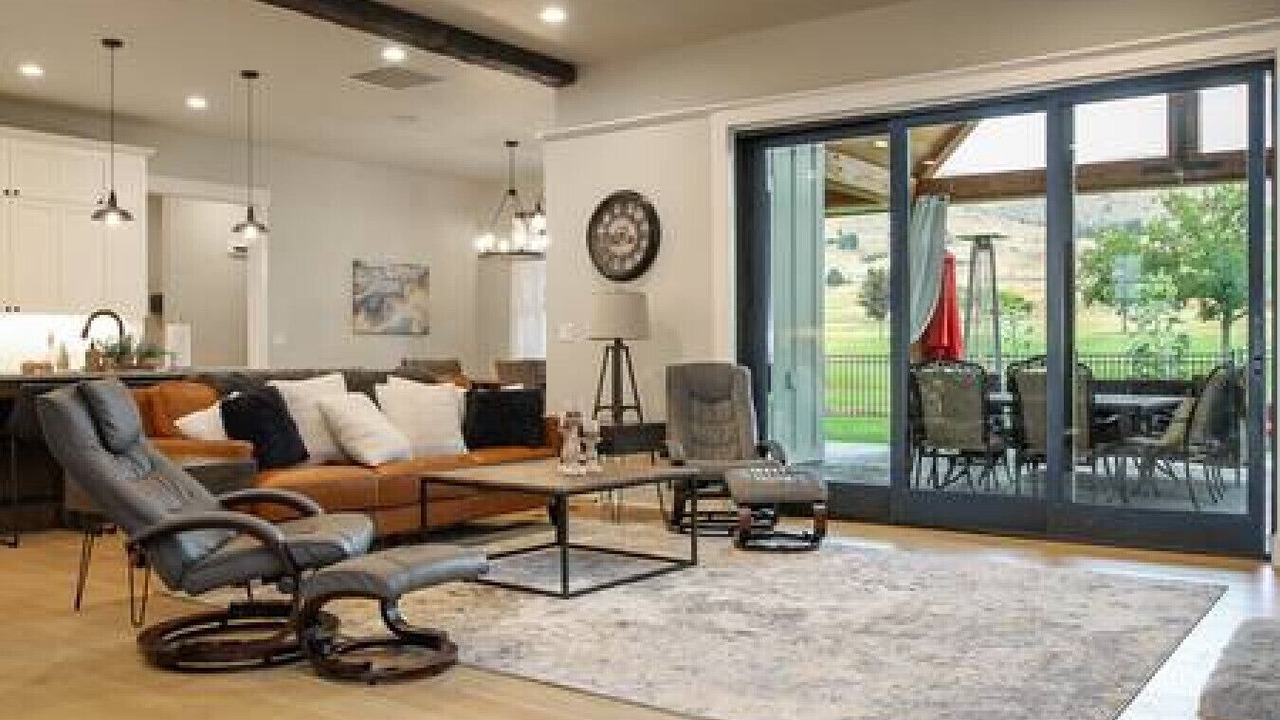 Photo of Livingroom in Baker City