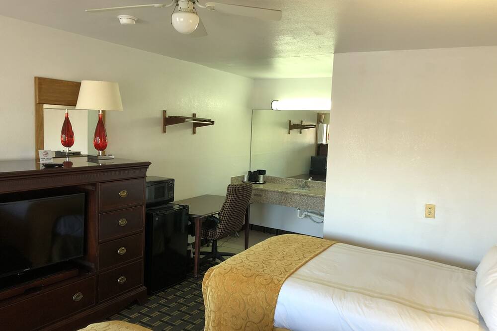 Photo of Bedroom in Weatherford