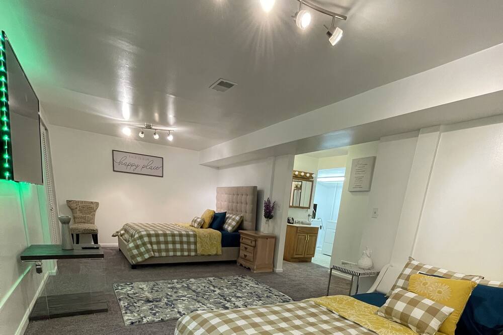 Photo of Bedroom in Dam East - West