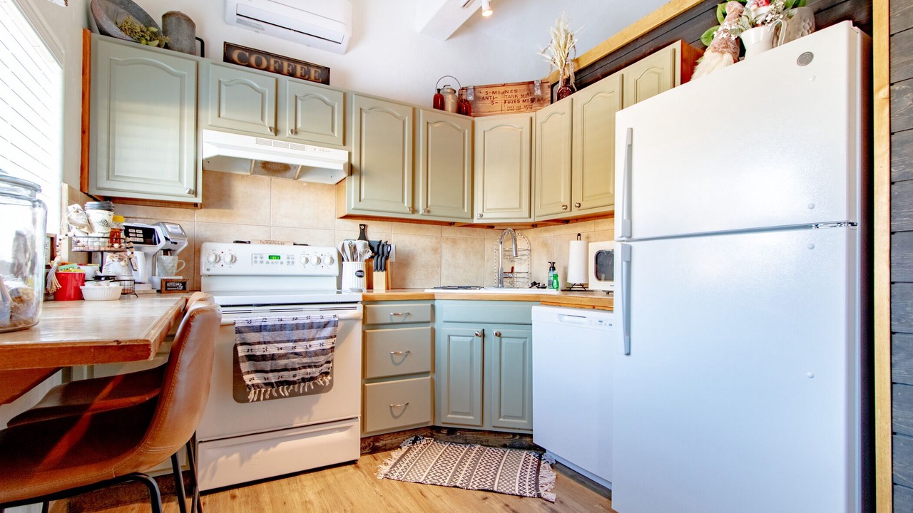 Photo of Kitchen in Council