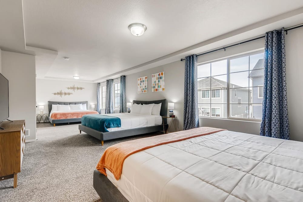 Photo of Bedroom in Green Valley Ranch