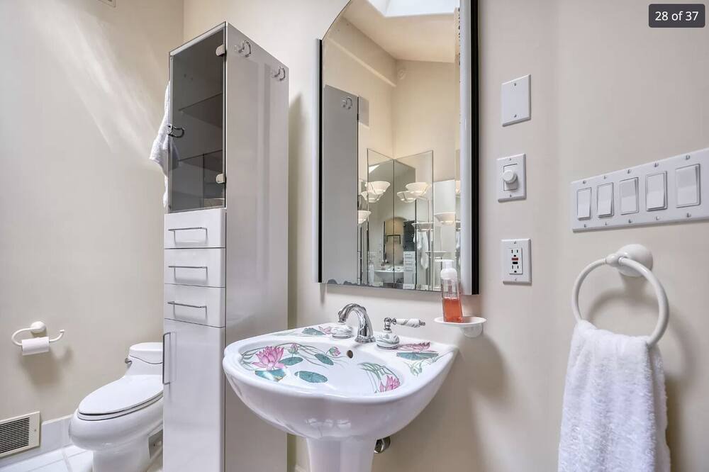 Photo of Bathroom in Beach Haven