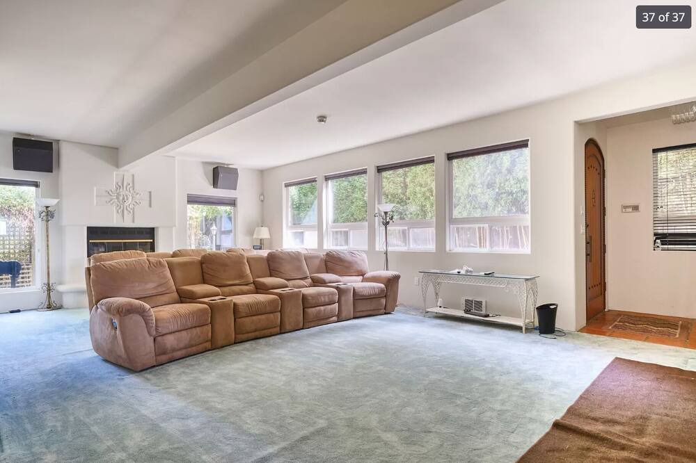 Photo of Livingroom in Beach Haven
