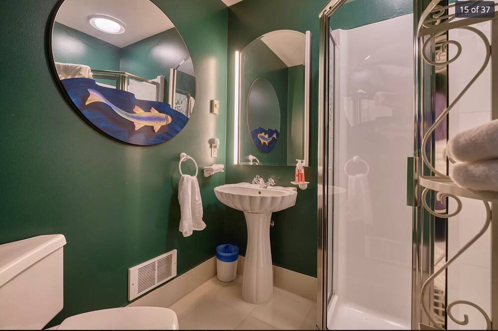 Photo of Bathroom in Beach Haven
