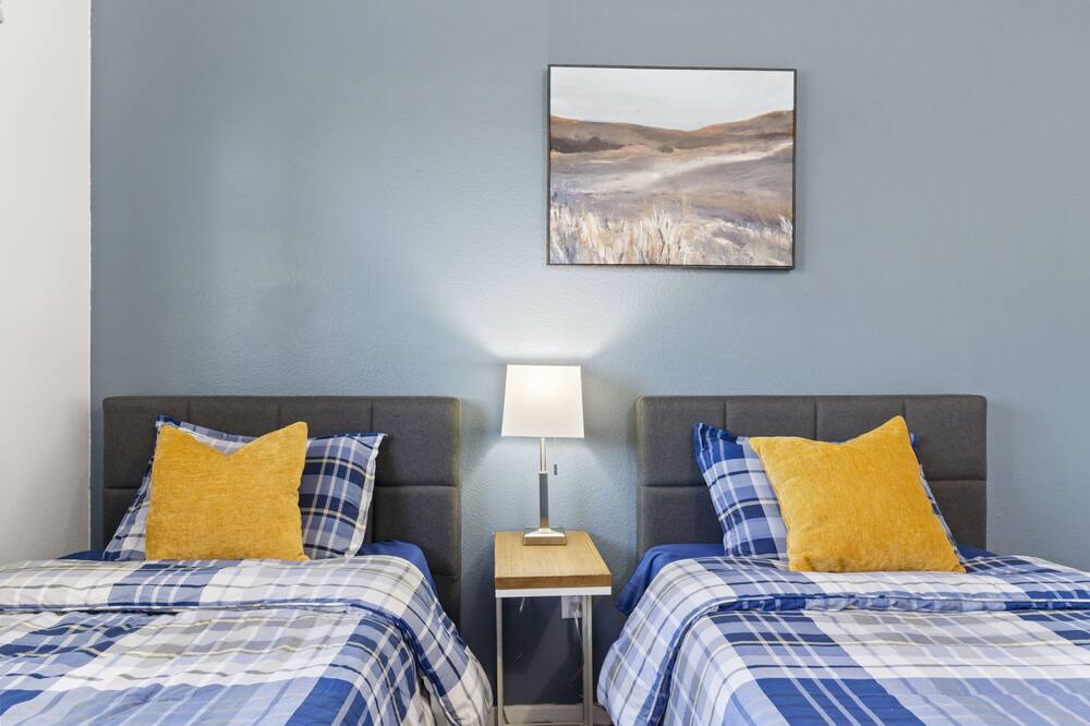 Photo of Bedroom in Council