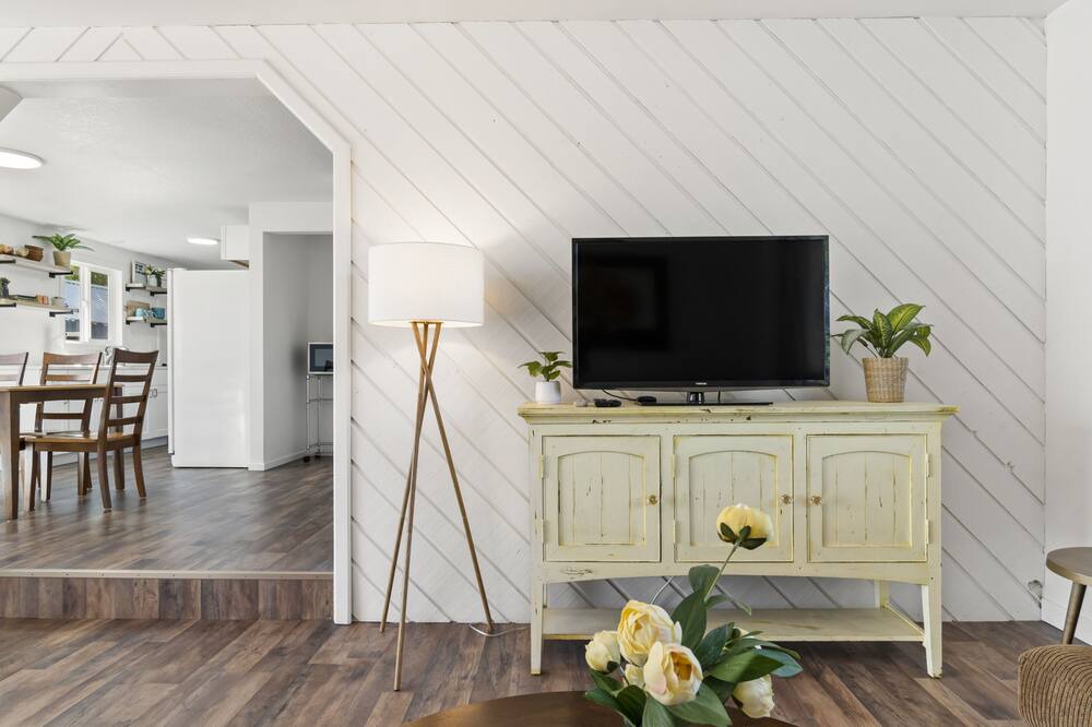 Photo of Bedroom in Council