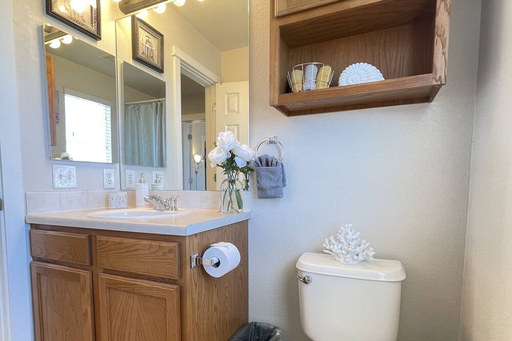 Photo of Bathroom in Henderson