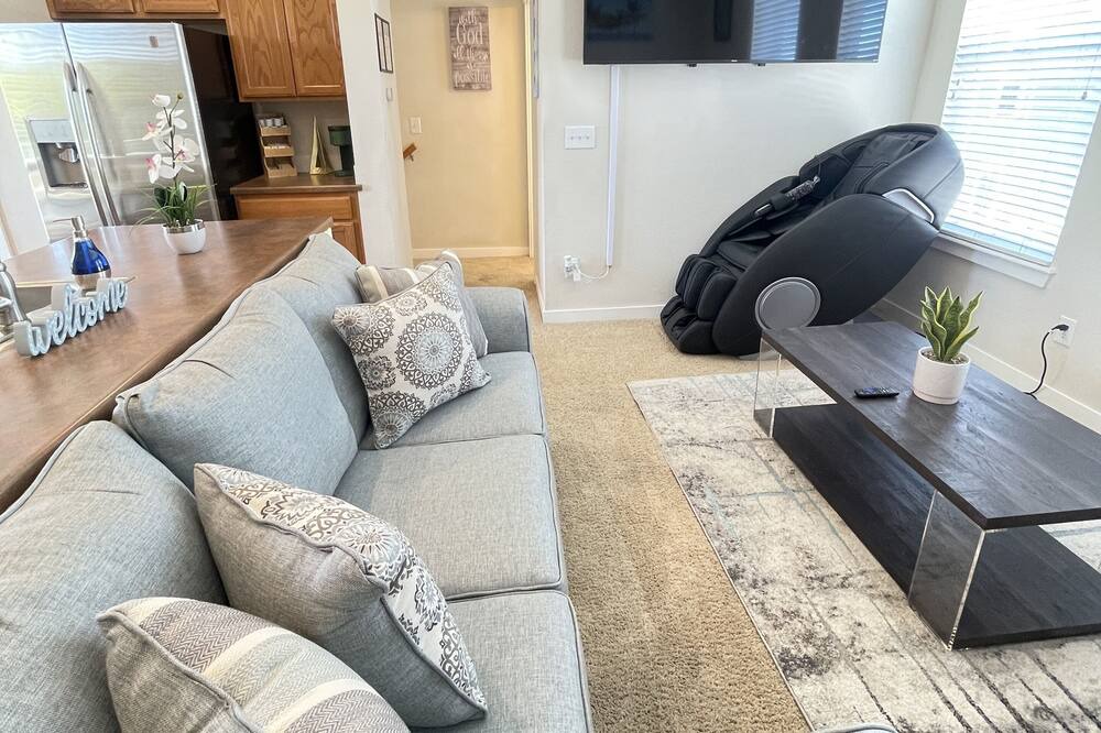 Photo of Bedroom in Henderson