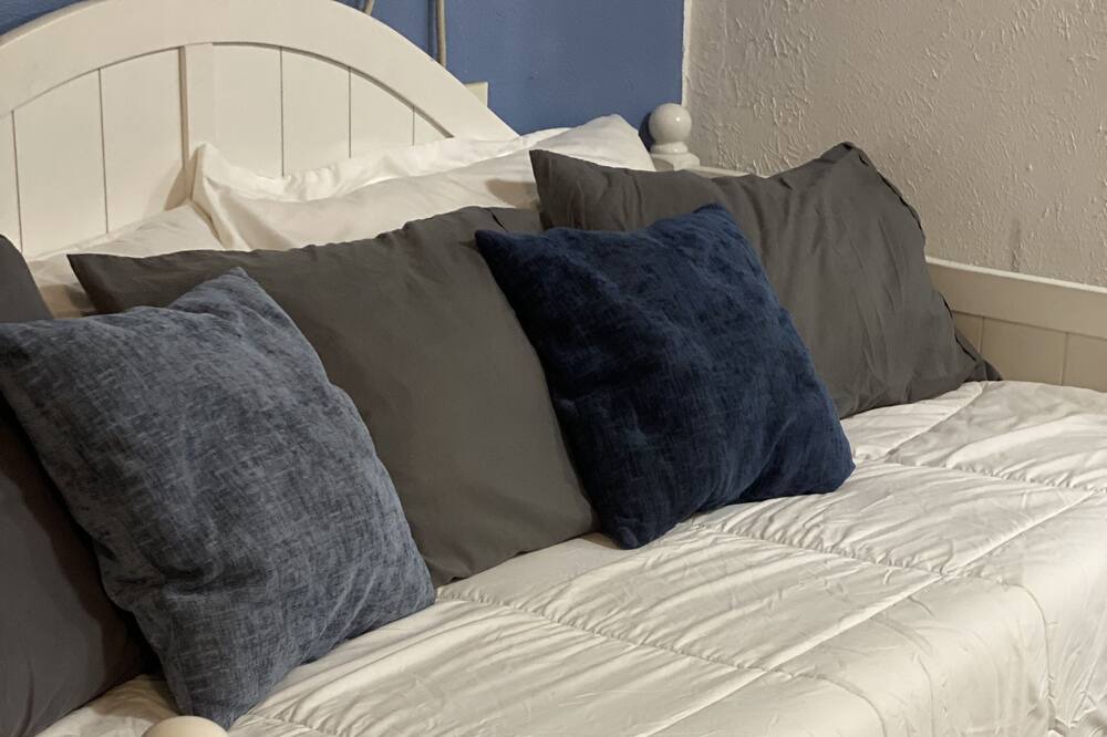 Photo of Bedroom in Millersview