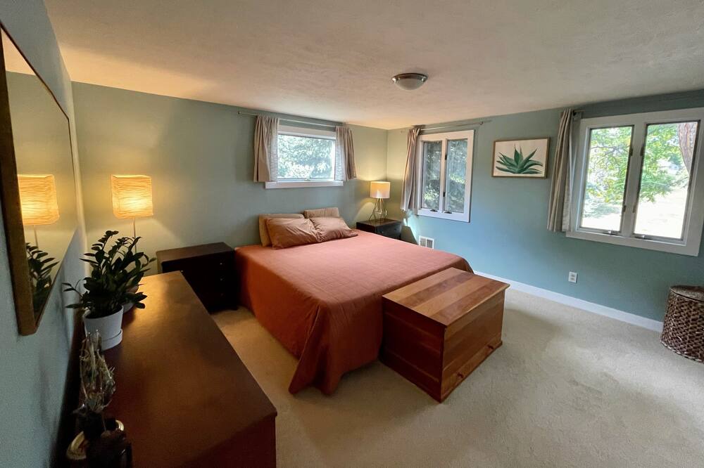 Photo of Bedroom in Gunbarrel