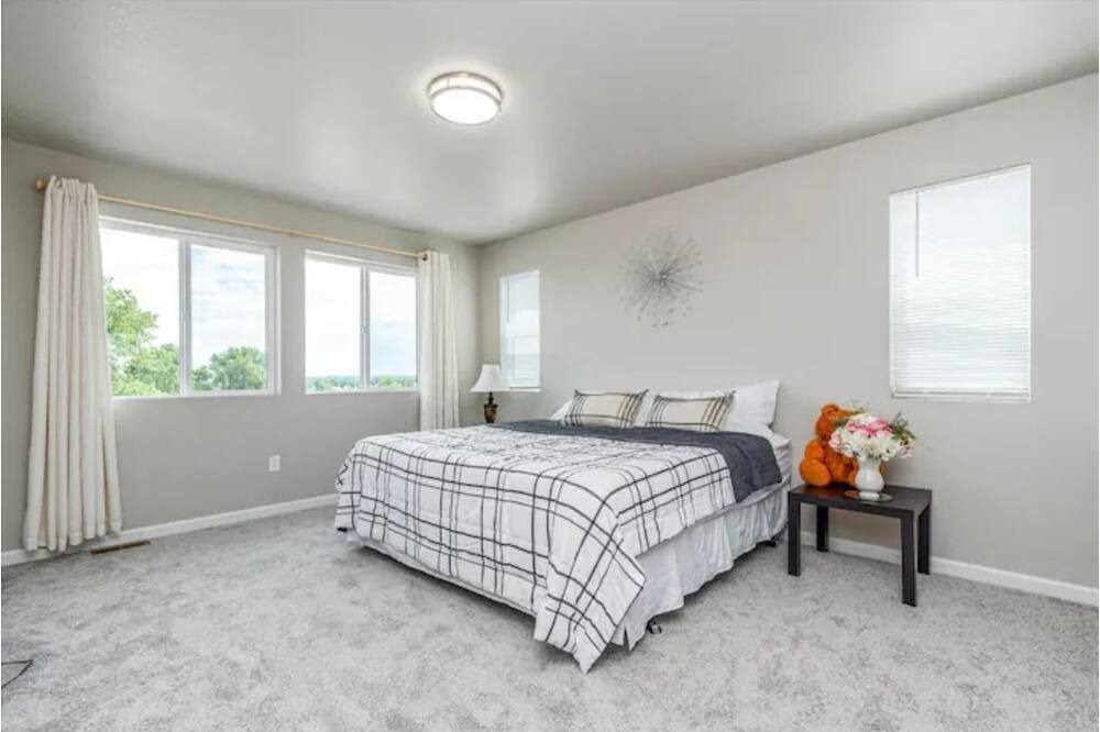 Photo of Bedroom in Thornton