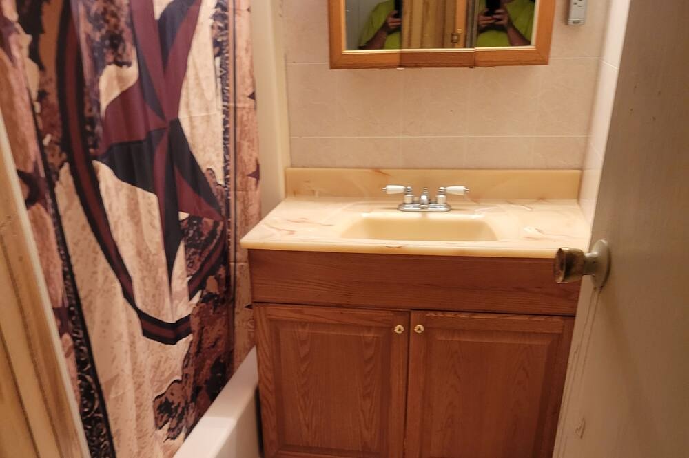 Photo of Bathroom in Maryville
