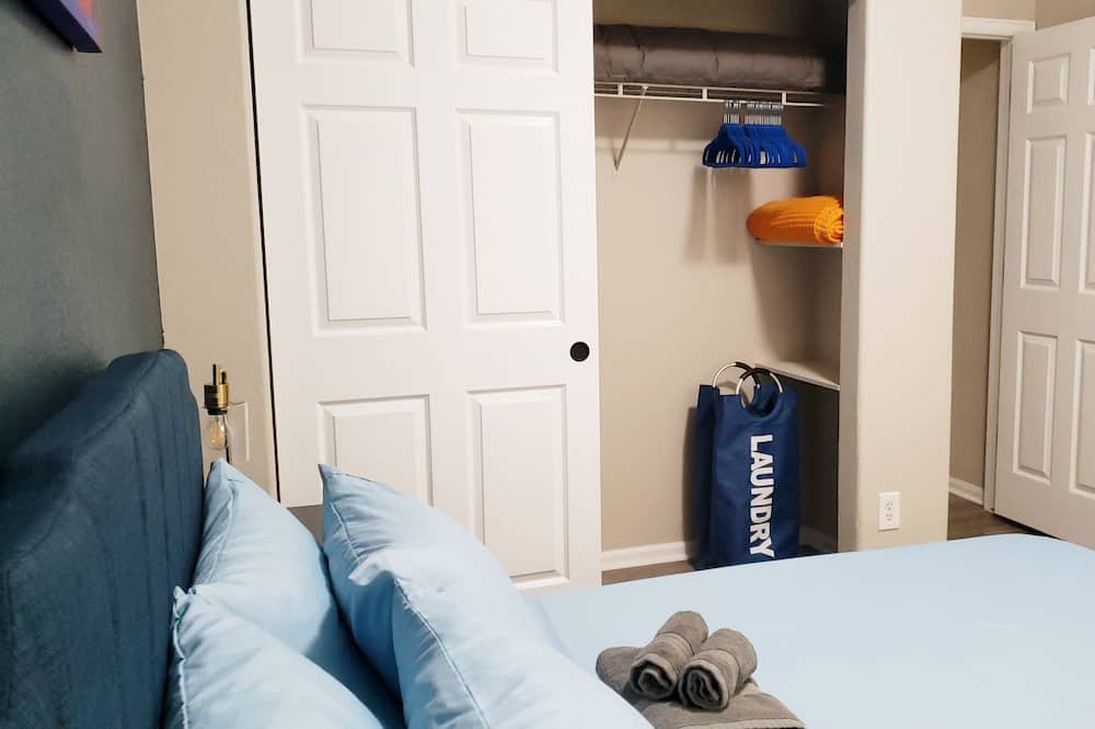 Photo of Bedroom in Castle Rock