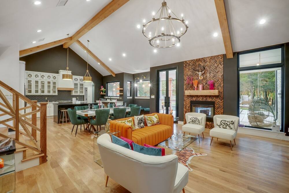 Photo of Livingroom in Waxahachie