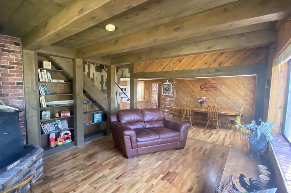 Photo of Livingroom in Larkspur