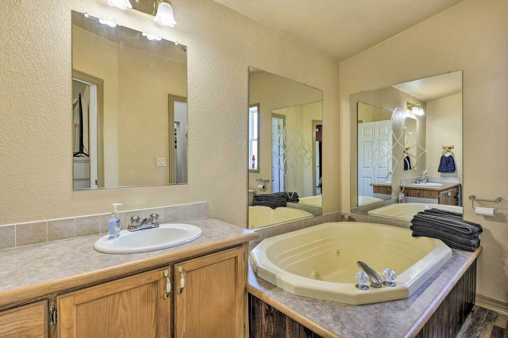 Photo of Bathroom in St. Joseph