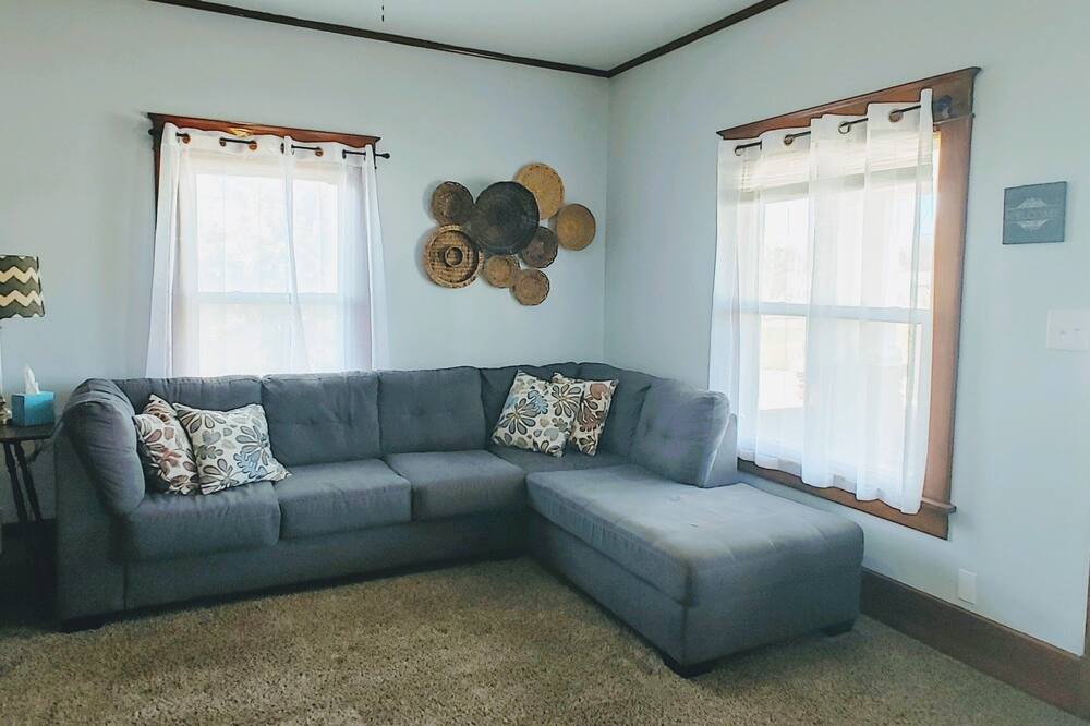 Photo of Livingroom in Hamilton