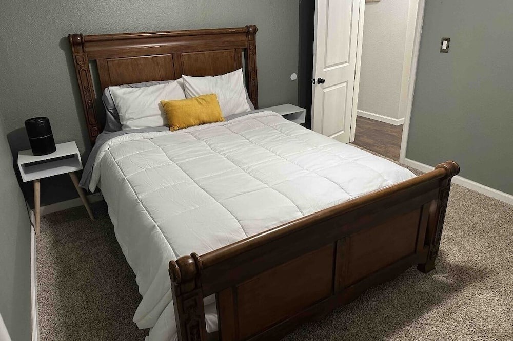 Photo of Bedroom in Wichita Falls