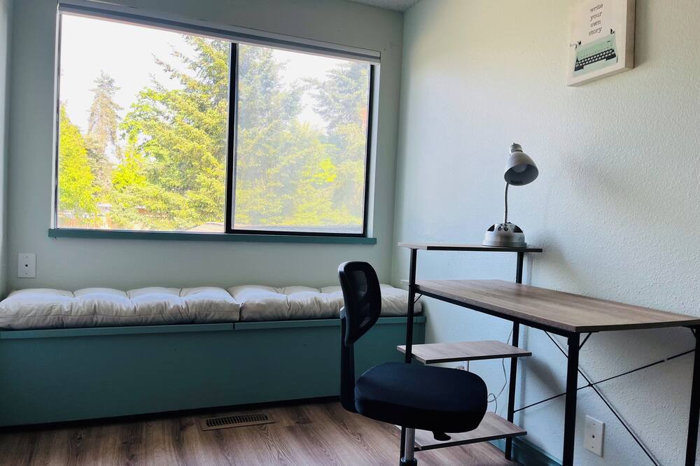 Photo of Bedroom in East Port Orchard