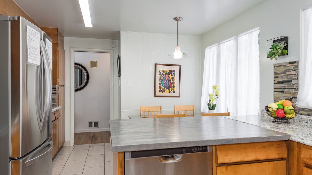 Photo of Kitchen in Barths