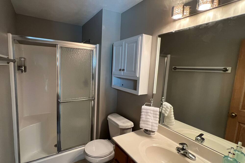 Photo of Bathroom in Millard
