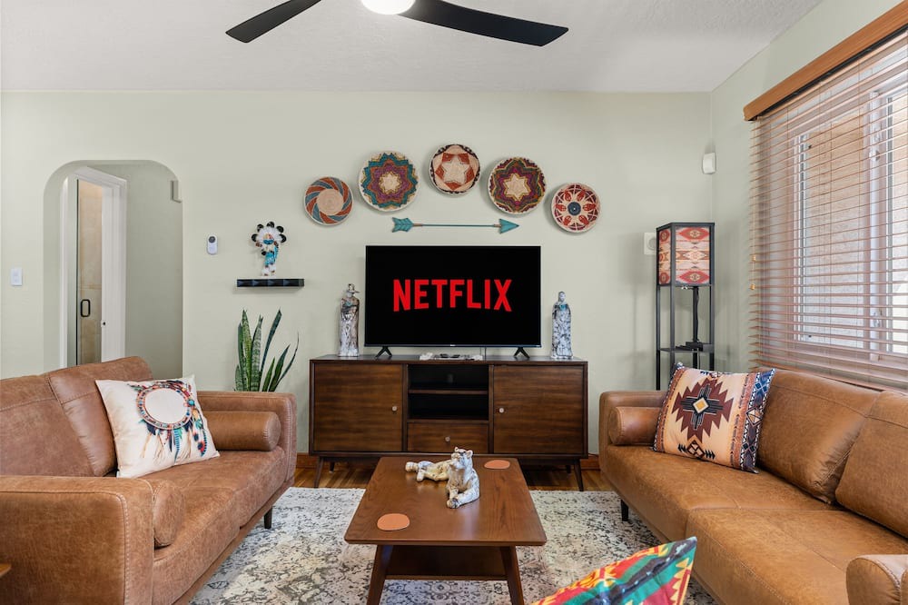Photo of Bedroom in Uptown