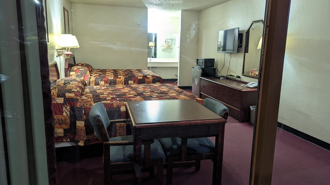 Photo of Livingroom in Mustang