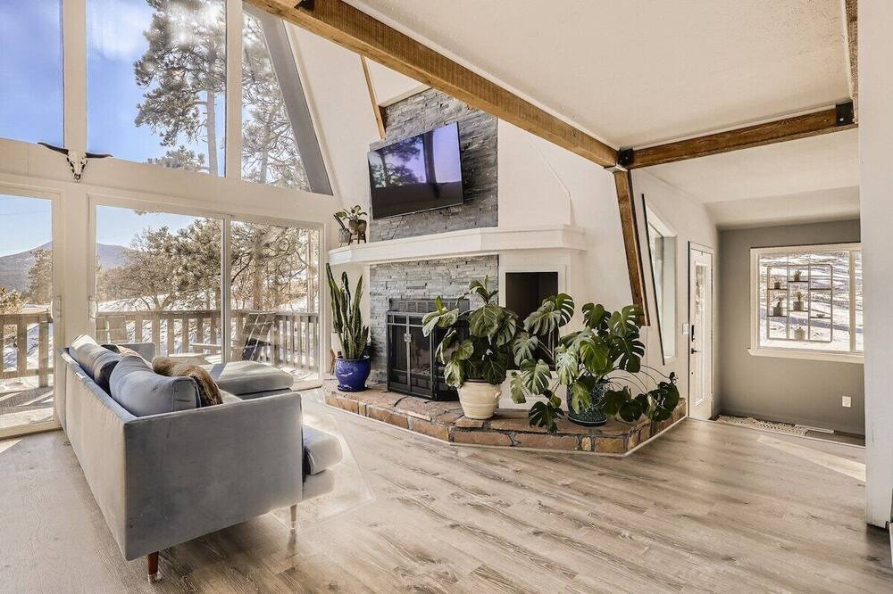 Photo of Livingroom in Morrison