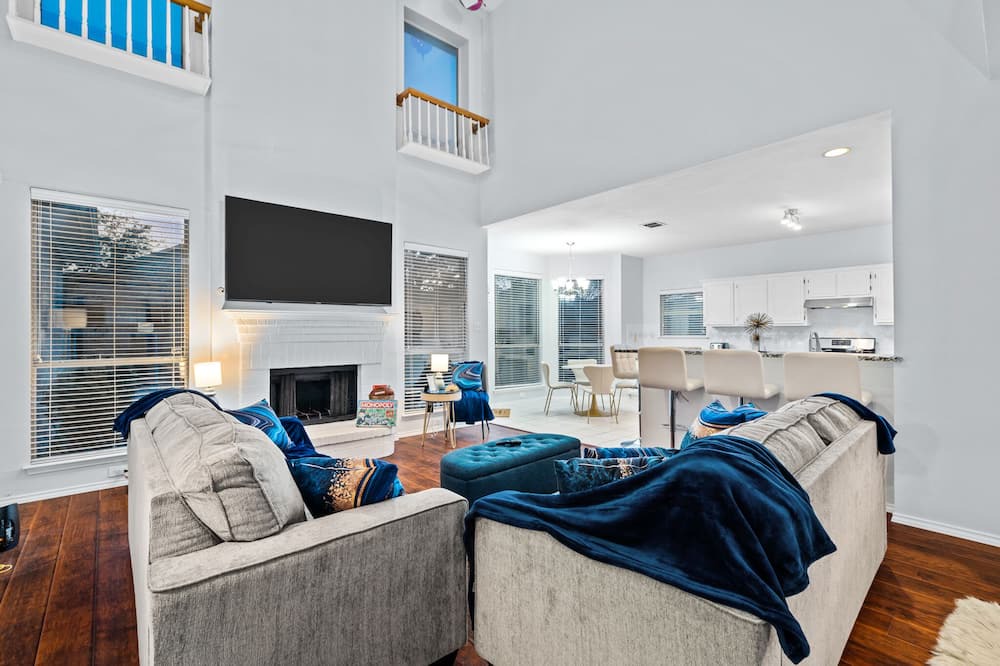 Photo of Livingroom in Frisco