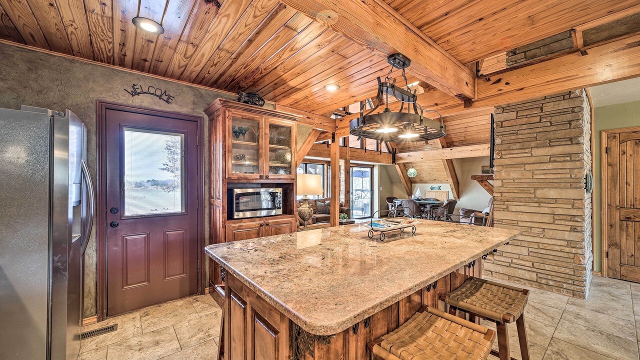 Photo of Kitchen in Hoyt